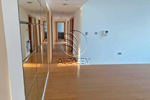 4 غرف نوم شقة في Al Rahba, الإمارات العربية المتحدة رقم 91227 9