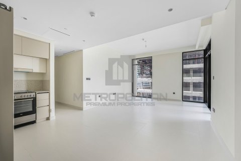 Квартира с 2 спальнями в EMAAR Beachfront, ОАЭ №78305 5