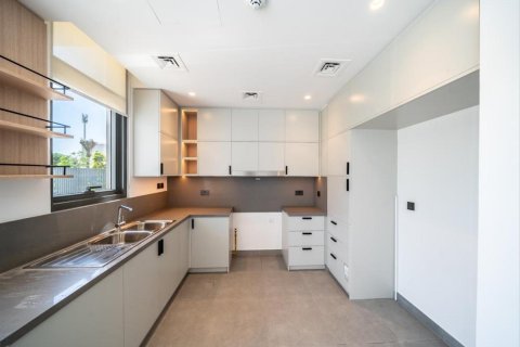 4 bedrooms Townhouse in Ruba, UAE No. 101664 6