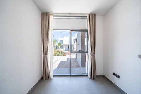 4 bedrooms Townhouse in Ruba, UAE No. 101664 8