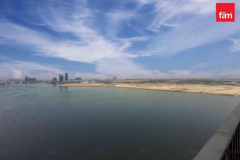 Appartement de 2 chambres à Dubai, UAE No. 102712 2