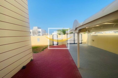 5 bedrooms Villa in Umm Suqeim, UAE No. 4844 7