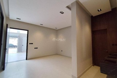 Apartment de 2 dormitorios en Riyadh, Saudi Arabia No. 99552 4