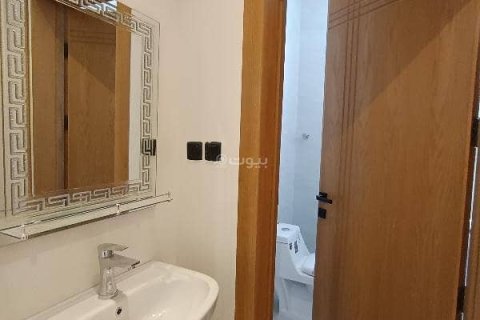 Apartment de 3 dormitorios en Riyadh, Saudi Arabia No. 99546 14
