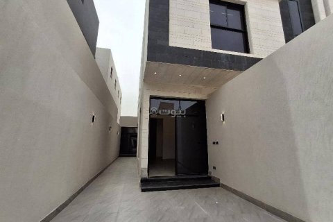 Квартира с 3 спальнями в Эр-Рияд, Саудовская Аравия №99549 1