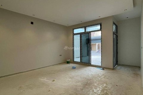 Apartment de 3 dormitorios en Riyadh, Saudi Arabia No. 99547 2