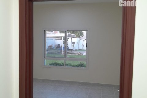 5 bedrooms Villa in Al Barsha 2, UAE No. 48170 12