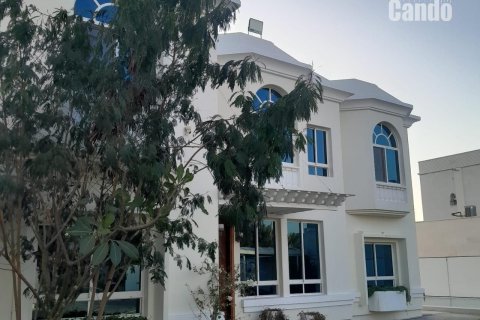 5 bedrooms Villa in Al Barsha 2, UAE No. 48170 6