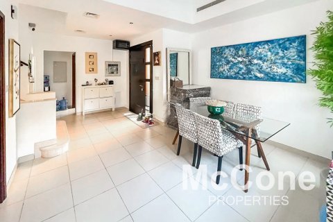 Villa de 4 dormitorios en Mira, UAE No. 74432 2