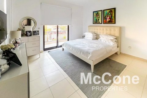 Villa de 4 dormitorios en Mira, UAE No. 74432 5