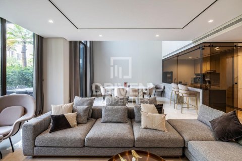 3 bedrooms Villa in Jumeirah Bay Island, UAE No. 83957 3
