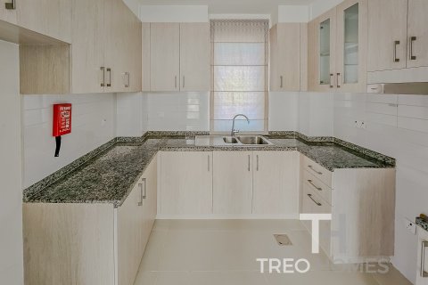 4 bedrooms Villa in Reem, UAE No. 76419 16