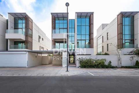 Villa de 6 chambres à Meydan, UAE No. 83668 9