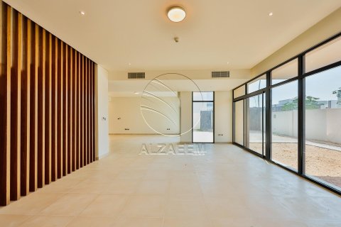 4 bedrooms Villa on the Yas Island, UAE No. 91464 3