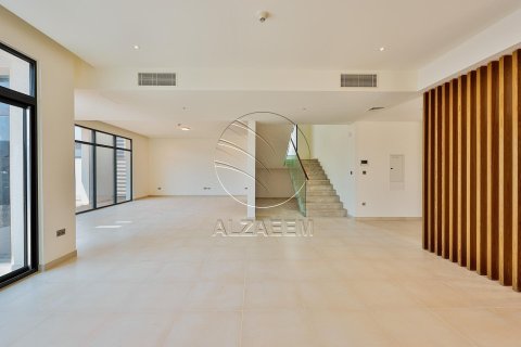 4 bedrooms Villa on the Yas Island, UAE No. 91464 8