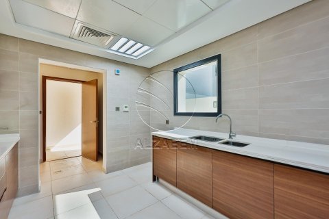 4 bedrooms Villa on the Yas Island, UAE No. 91464 24