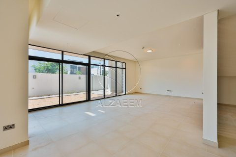 4 bedrooms Villa on the Yas Island, UAE No. 91464 5