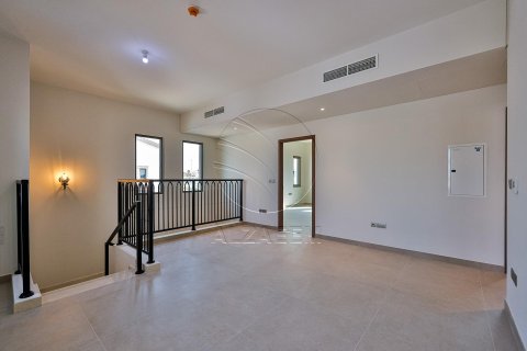 Villa de 4 dormitorios en Khalifa City, UAE No. 91461 11
