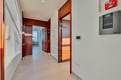 Villa de 4 chambres à Abu Dhabi, UAE No. 91450 17