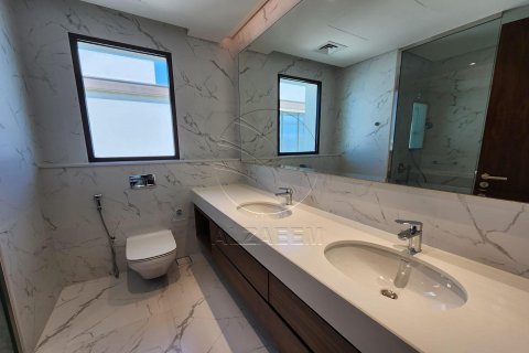 Villa de 4 chambres à Abu Dhabi, UAE No. 91450 8