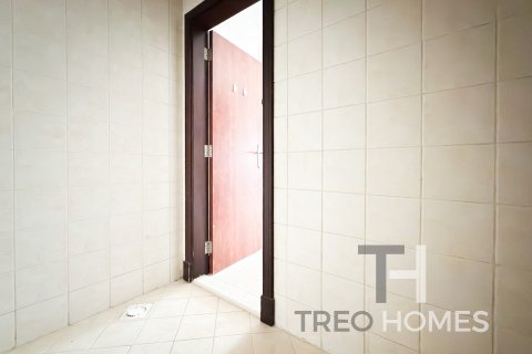 2 bedrooms Apartment in Dubai Sports City, UAE No. 80349 14