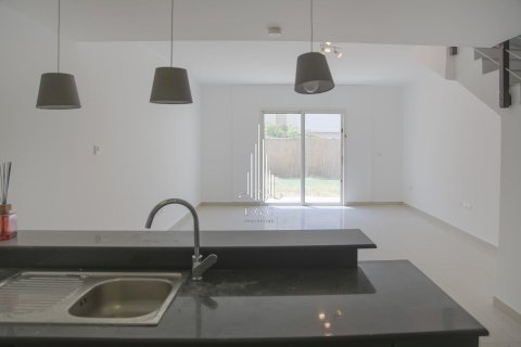 Townhouse de 3 dormitorios en Al Reef, UAE No. 39166 9