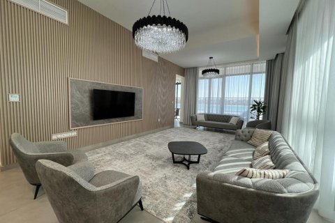 4 bedrooms Villa in Mina Al Arab, UAE No. 75263 8