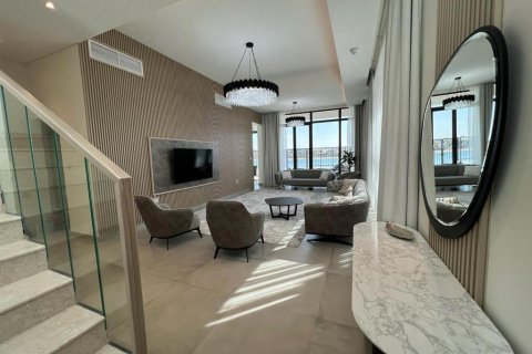 4 bedrooms Villa in Mina Al Arab, UAE No. 75263 11