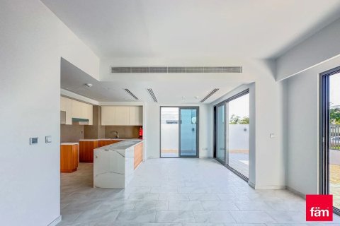 Townhouse de 4 dormitorios en Dubai, UAE No. 33885 3