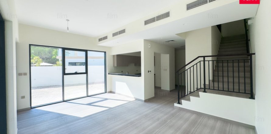4 bedrooms Townhouse  No. 106494