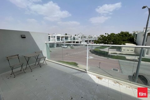 3 غرف نوم تاون هاوس  رقم 106493 8