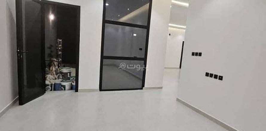 Villa de 5 dormitorios en Riyadh, Saudi Arabia No. 99564