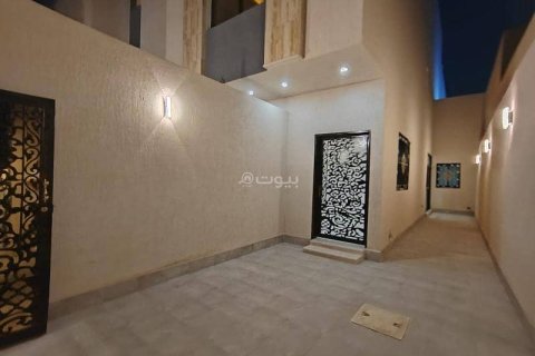 Квартира с 3 спальнями в Эр-Рияд, Саудовская Аравия №99561 1