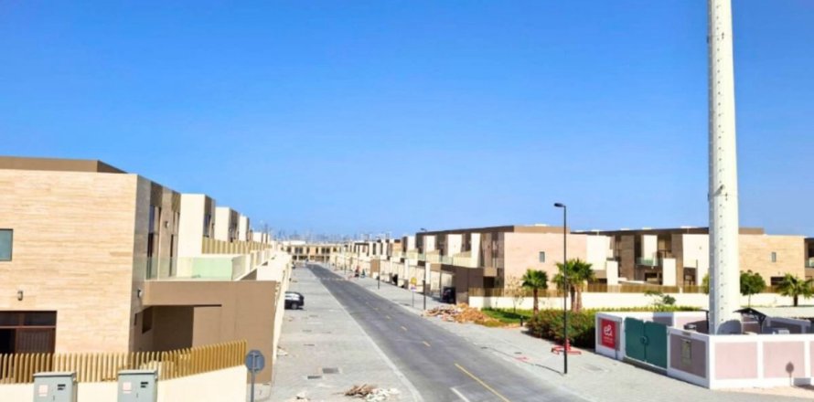 Townhouse de 4 chambres à Dubai, UAE No. 100612