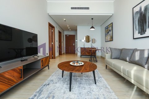 1 bedroom Apartment in Lusail, Qatar No. 57795 1