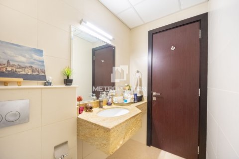 Квартира с 1 спальней в Dubai Sports City, ОАЭ №8756 8