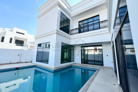 5 bedrooms Villa in Bani Jamra, Bahrain No. 107109 2