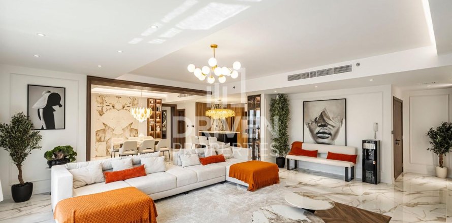 Appartement de 4 chambres à Rimal, UAE No. 84470