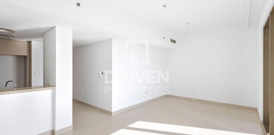 Apartment de 2 dormitorios en Creekside 18, UAE No. 84471