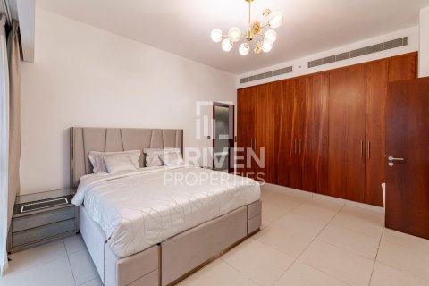 2 غرف نوم منزل ذو طابقين في Central Park Tower, الإمارات العربية المتحدة رقم 85511 4
