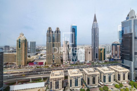 2 غرف نوم منزل ذو طابقين في Central Park Tower, الإمارات العربية المتحدة رقم 85511 8
