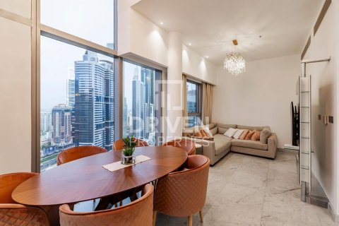 2 غرف نوم منزل ذو طابقين في Central Park Tower, الإمارات العربية المتحدة رقم 85511 19