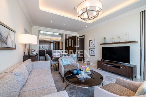 Квартира с 1 спальней в The Address Residence Fountain Views, ОАЭ №85508 9