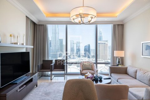 Квартира с 1 спальней в The Address Residence Fountain Views, ОАЭ №85508 2