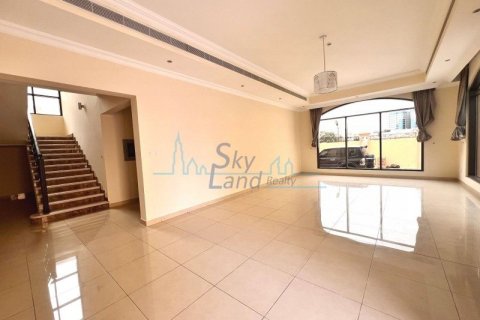 6 bedrooms Villa in Al Barsha, UAE No. 50345 3