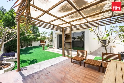 3 bedrooms Villa in Dubai Hills Estate, UAE No. 51415 1