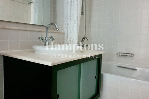 Apartment de 2 dormitorios en The Address Dubai Marina, UAE No. 73366 1