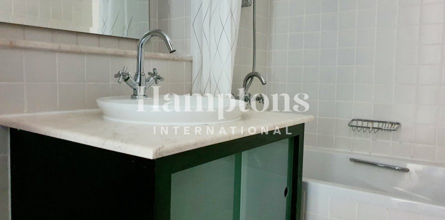 Apartment de 2 dormitorios en The Address Dubai Marina, UAE No. 73366