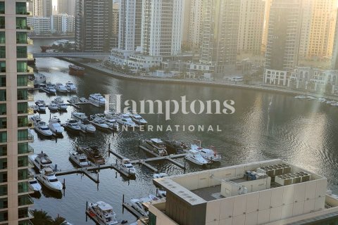 Apartment de 2 dormitorios en The Address Dubai Marina, UAE No. 73366 9
