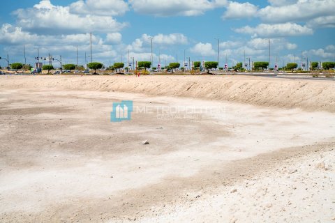 816.6m² Land  No. 106938 3